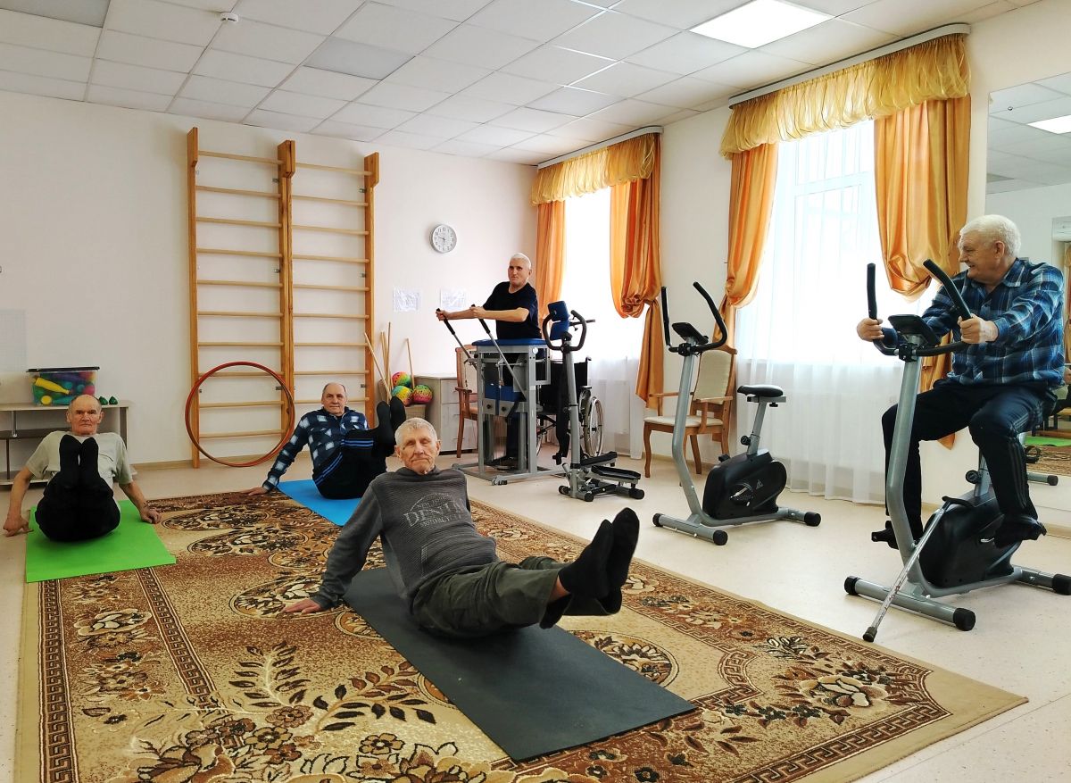 Занятие в кабинете ЛФК